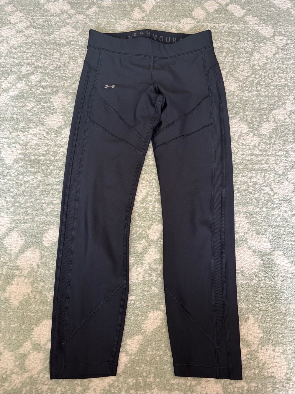 Under Armour Black Athletic compression leggings